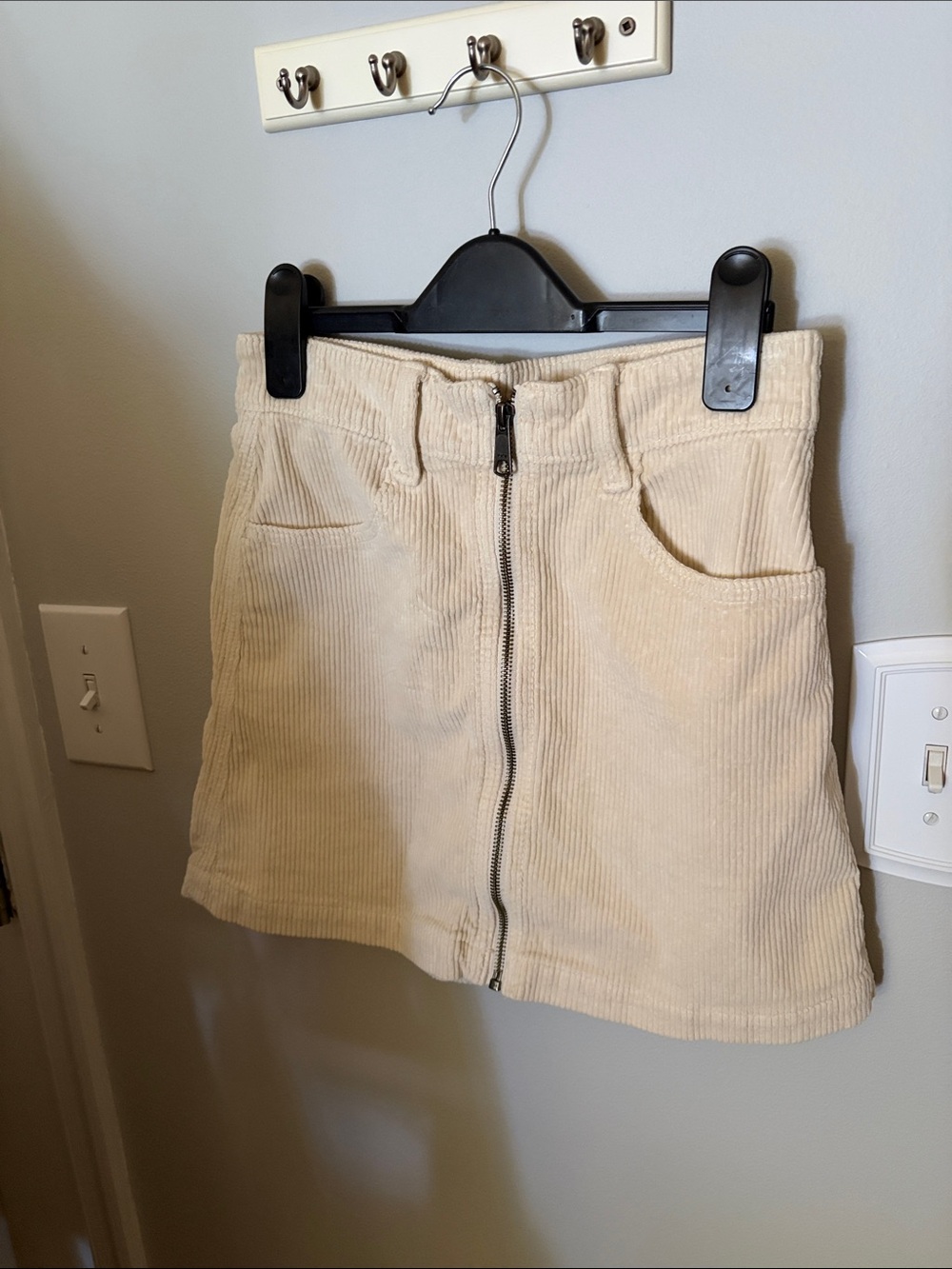 American Eagle Outfitters Cream Corduroy Zip Skirt